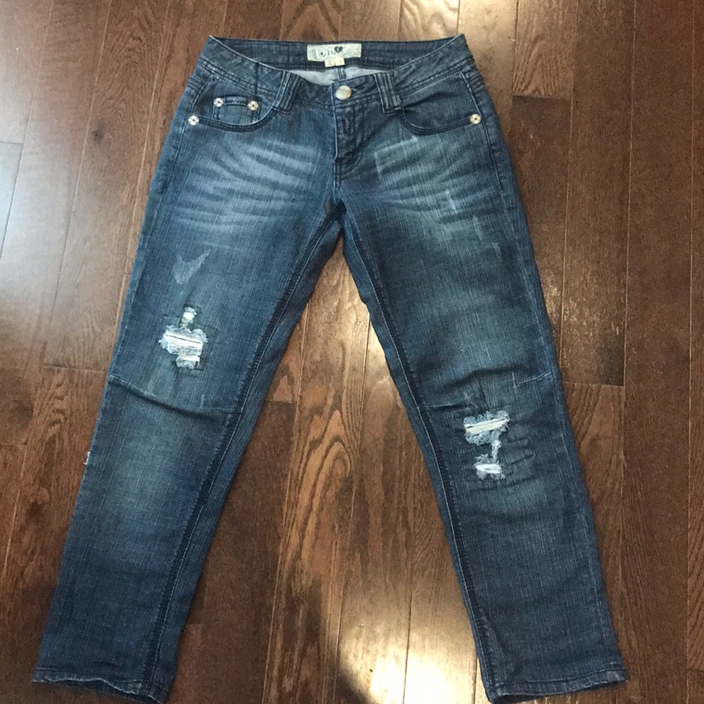 Jolt Stretch Capri Jeans